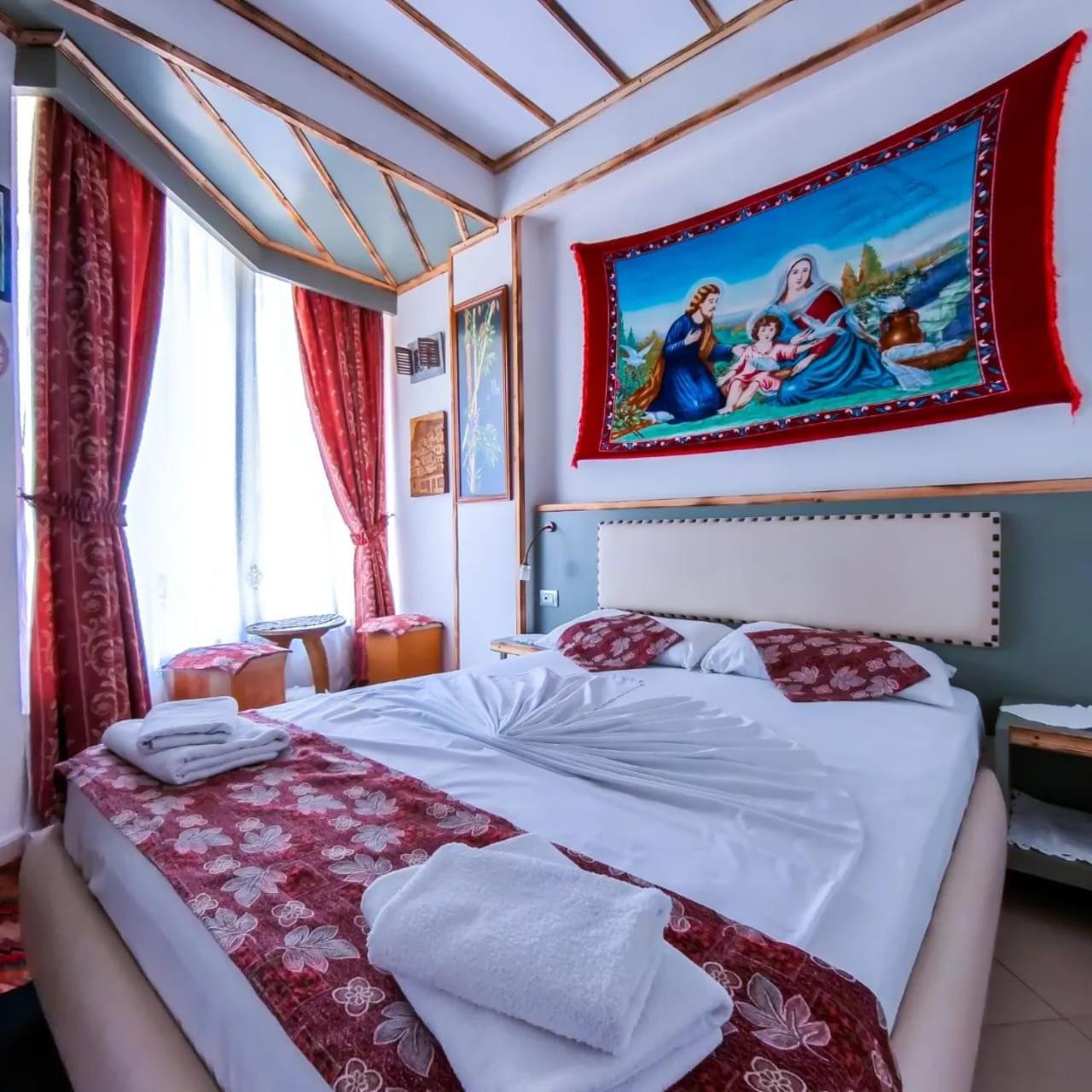 Hotel Veli Sarande Exterior photo