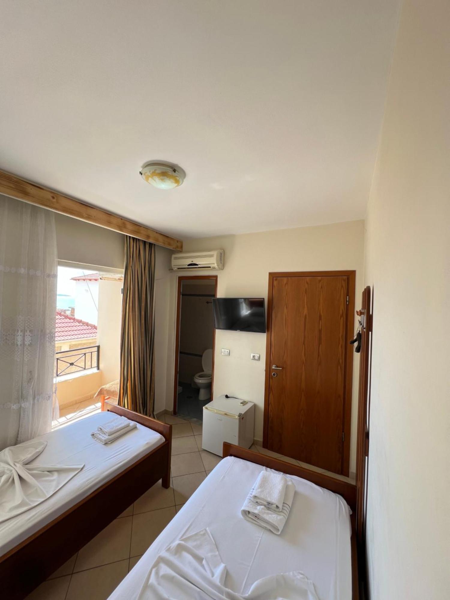 Hotel Veli Sarande Exterior photo