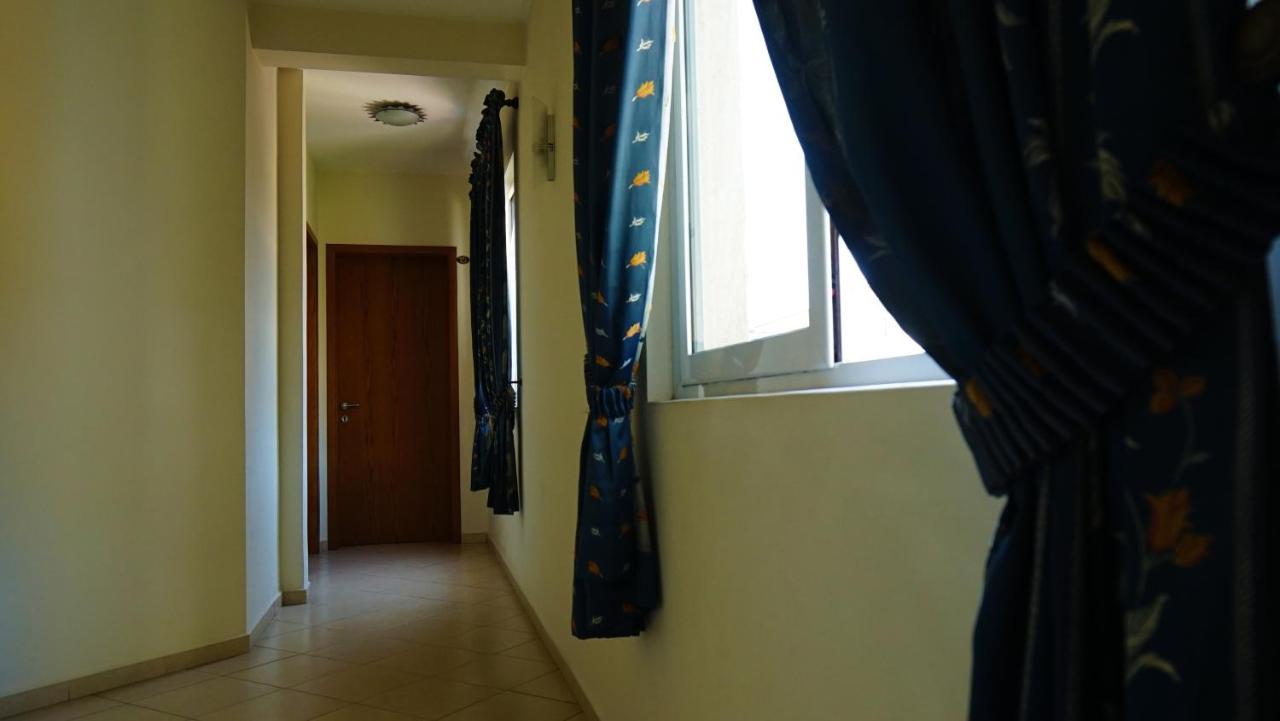 Hotel Veli Sarande Exterior photo