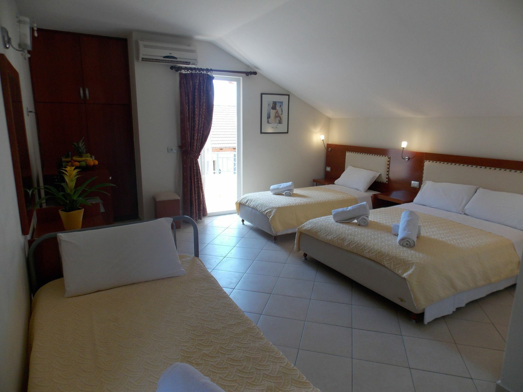 Hotel Veli Sarande Exterior photo